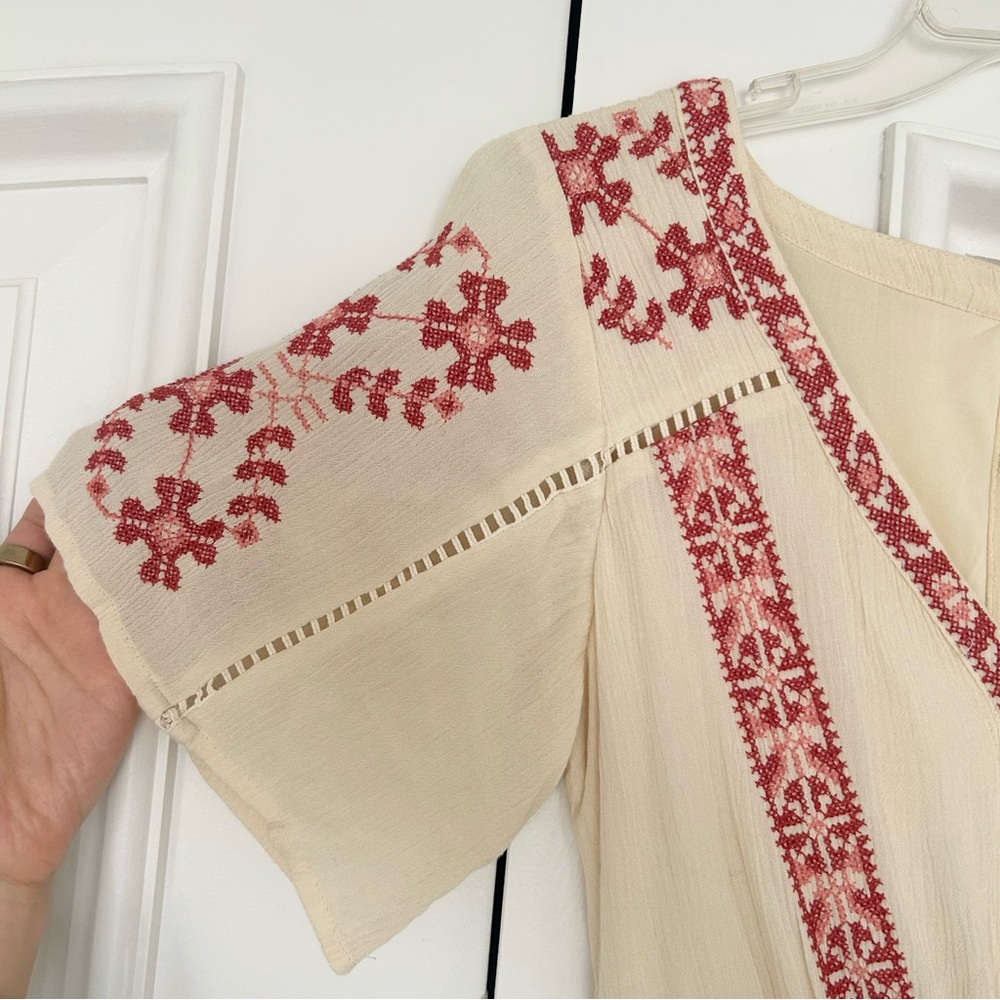 American Eagle Outfitters Cream and Red Embroidered Romper - Picture 4 of 6